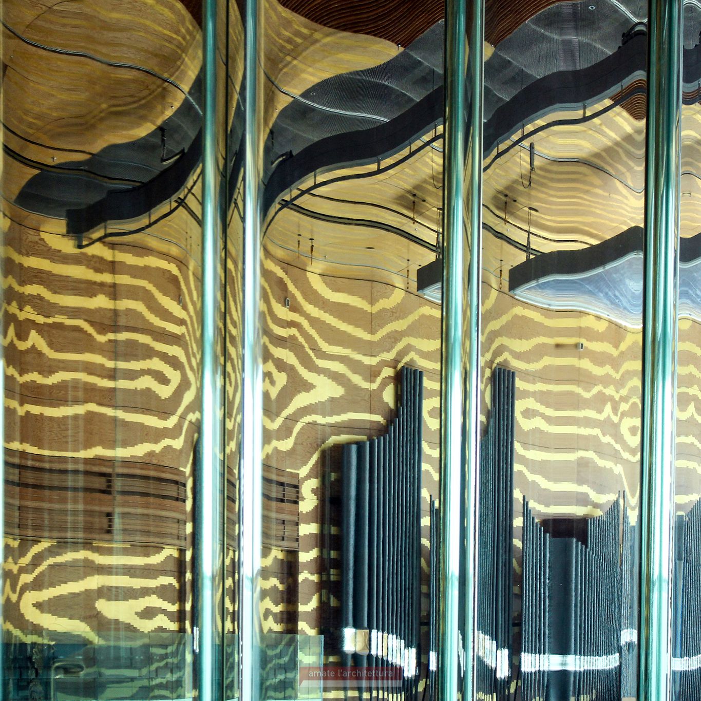 Vista della sala Suggia dalla vetrata- Casa da Música - Porto - O.M.A.