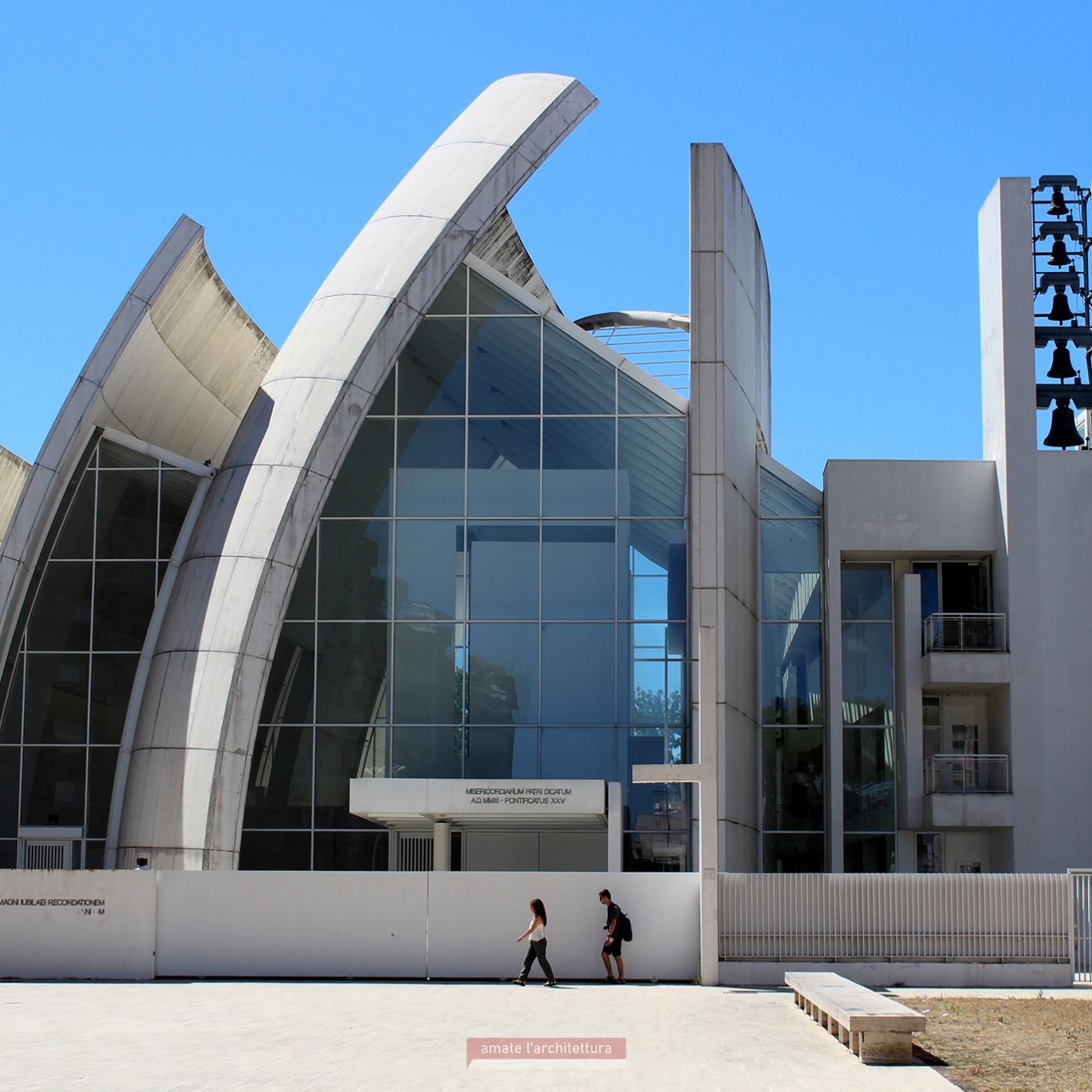 Esterno - Chiesa di Dio Padre Misericordioso - Richard Meier