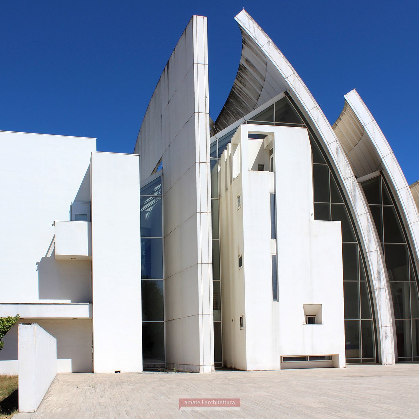 Esterno - Chiesa di Dio Padre Misericordioso - Richard Meier