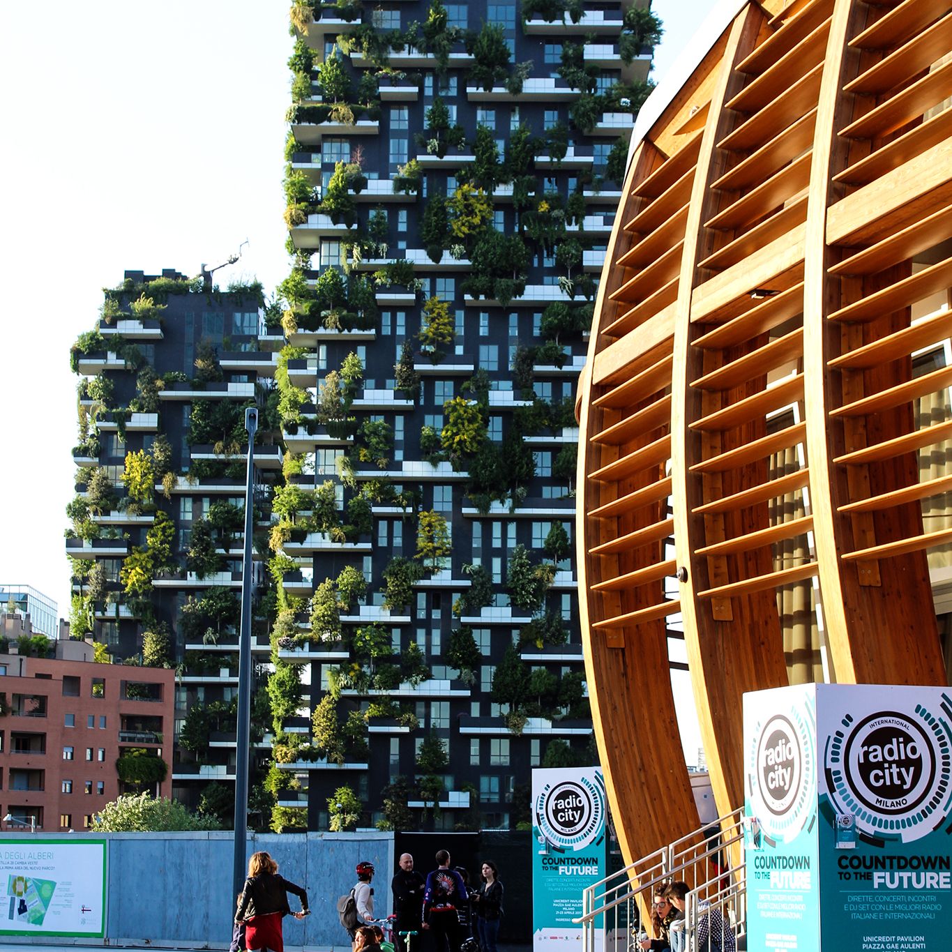Veduta da piazza Gae Aulenti, Unicredit Pavilion - Bosco verticale, Stefano Boeri
