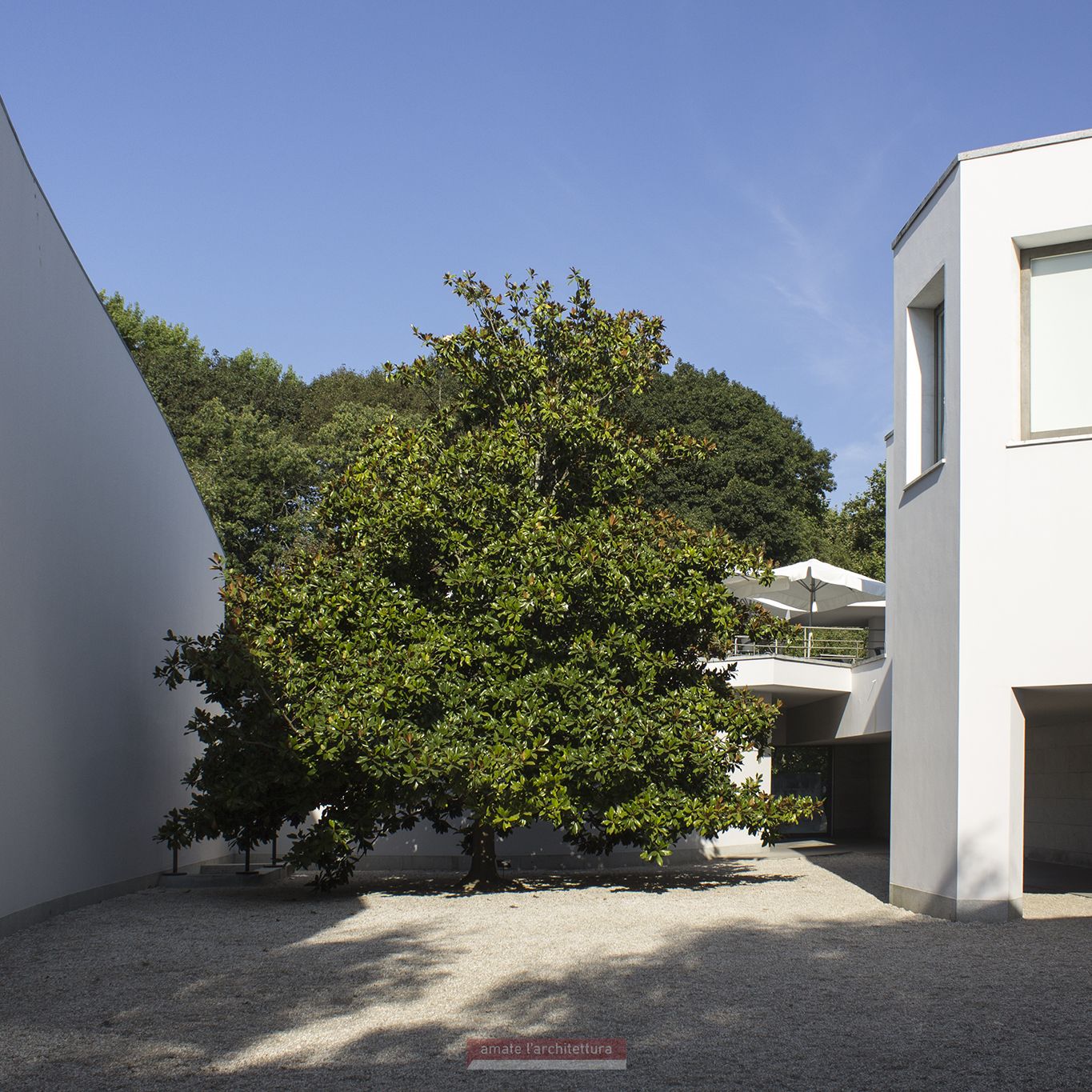 Esterno - Museo d'Arte Contemporanea Serralves – Àlvaro Siza Vieira