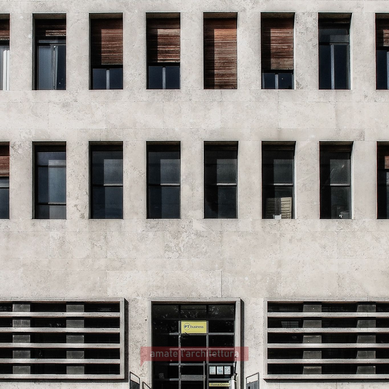 Esterno_Palazzo delle poste, Roma Ostiense