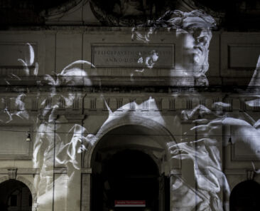 Custodes_video-installazione di Livia Cannella