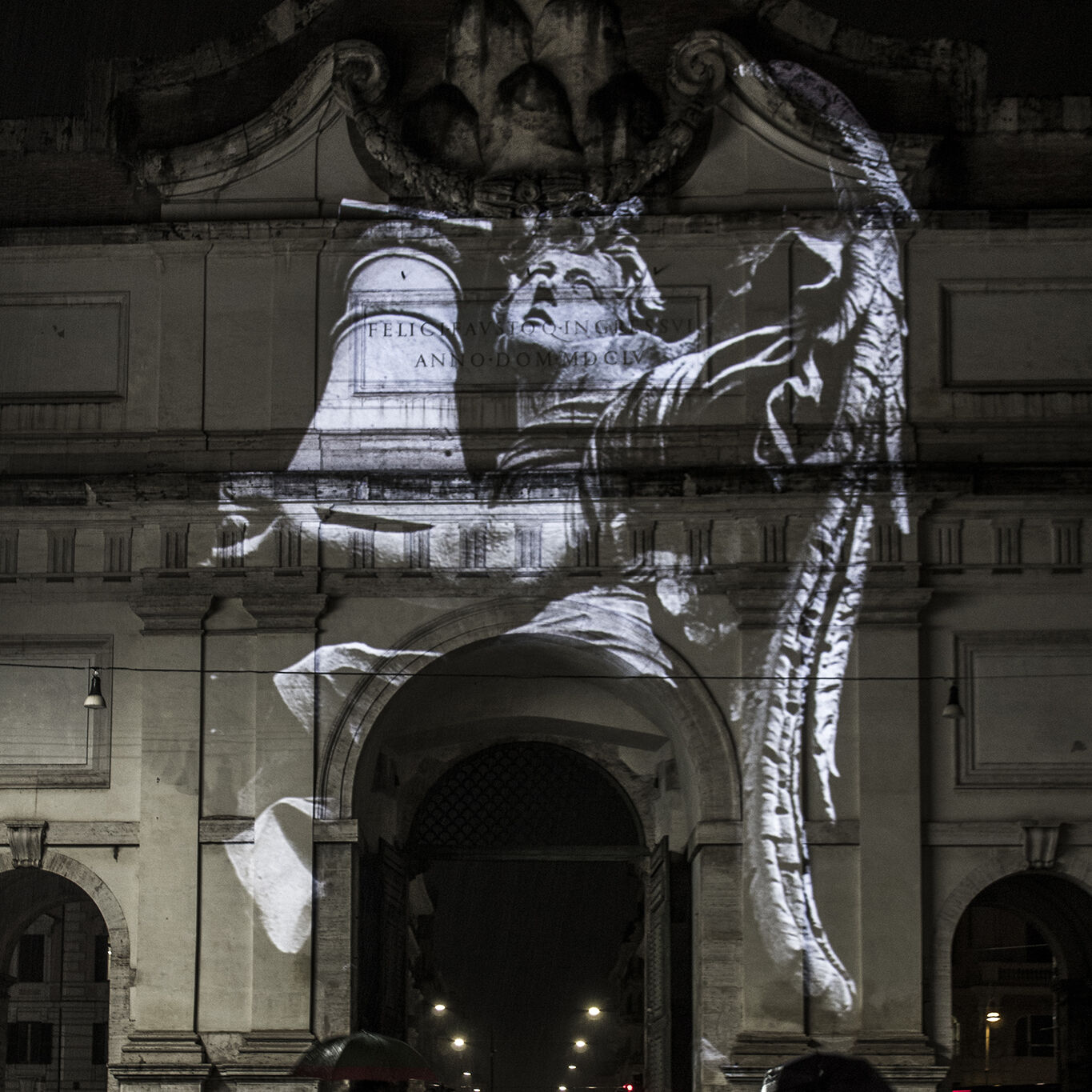 Custodes_video-installazione di Livia Cannella Custodes_video-installazione di Livia Cannella