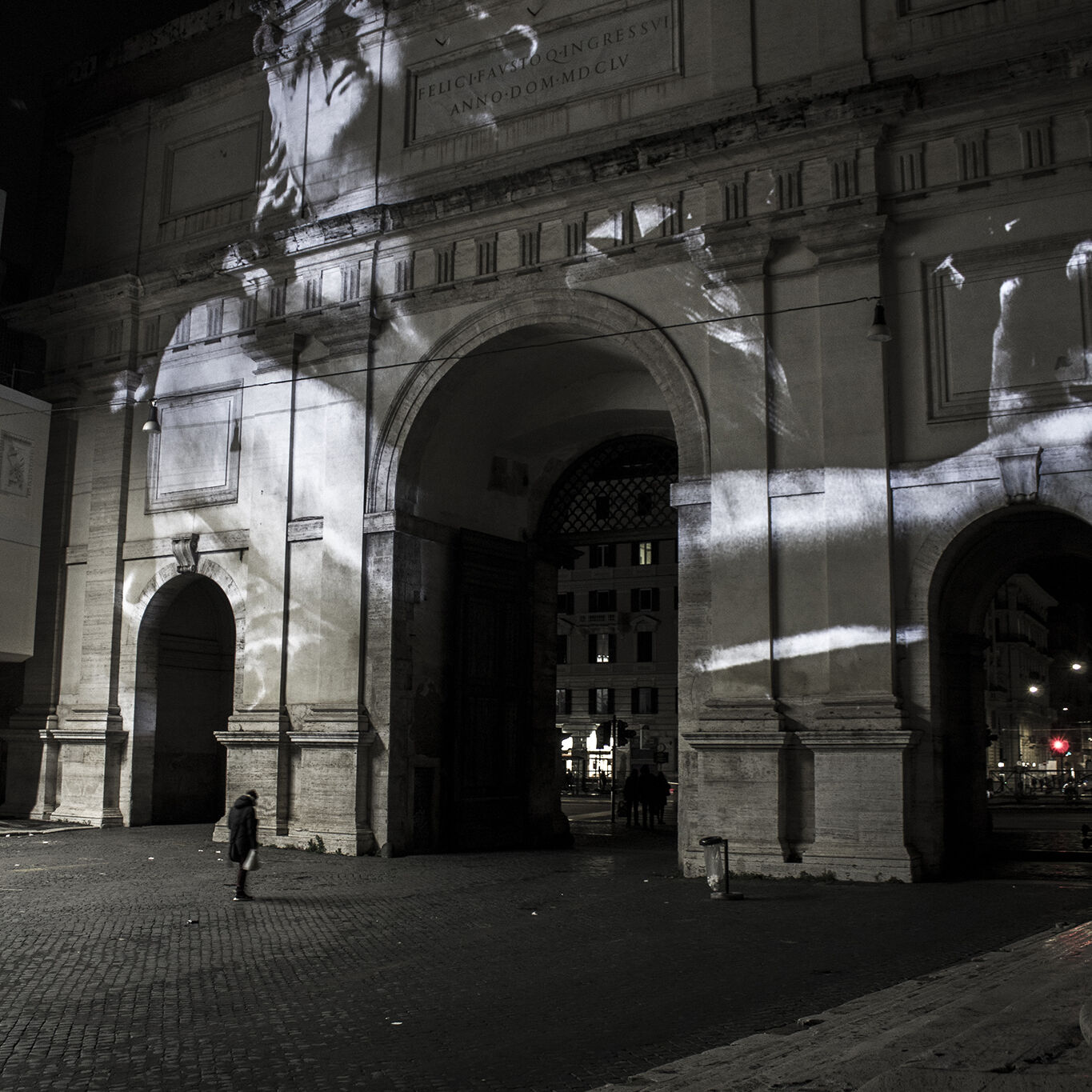 Custodes_video-installazione di Livia Cannella Custodes_video-installazione di Livia Cannella