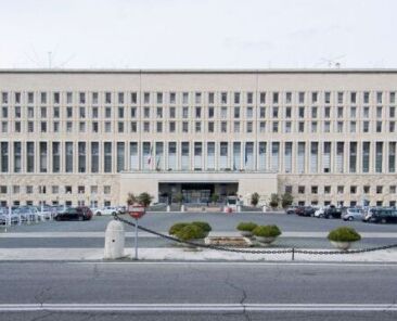 Palazzo-della-Farnesina-Roma-787x420