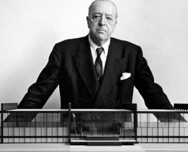 Mies 06_seagram building