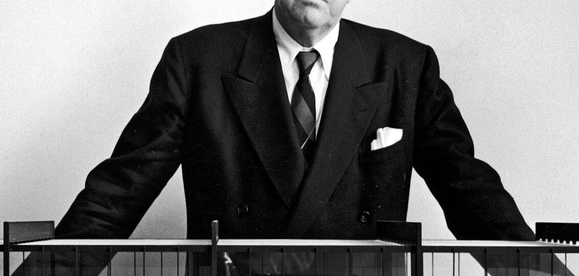 Mies 06_seagram building